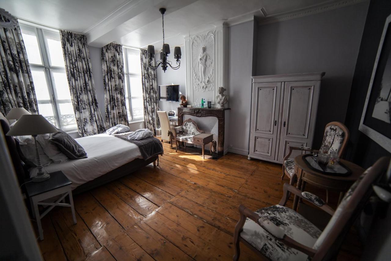 Bienvenue Chez Nous Bed & Breakfast Bergues Exterior photo