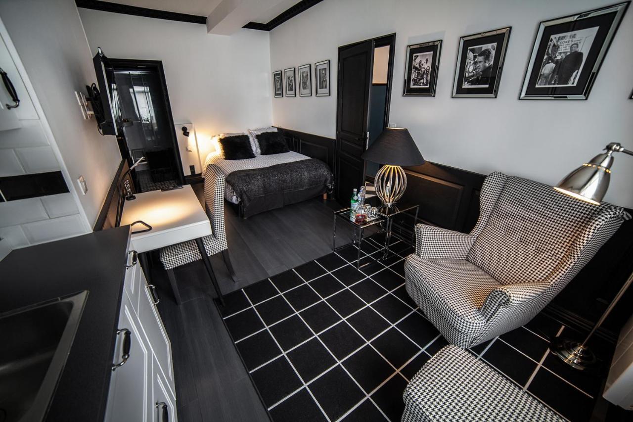 Bienvenue Chez Nous Bed & Breakfast Bergues Exterior photo
