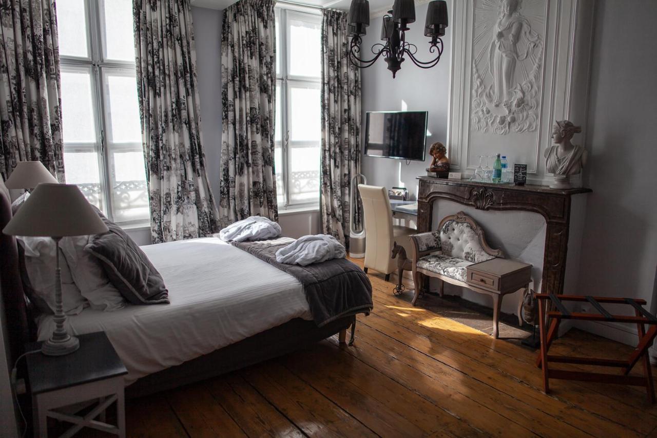 Bienvenue Chez Nous Bed & Breakfast Bergues Exterior photo