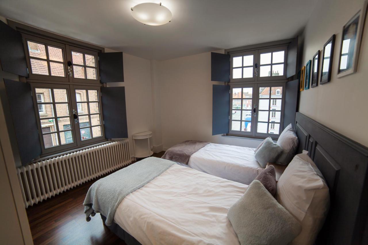 Bienvenue Chez Nous Bed & Breakfast Bergues Exterior photo